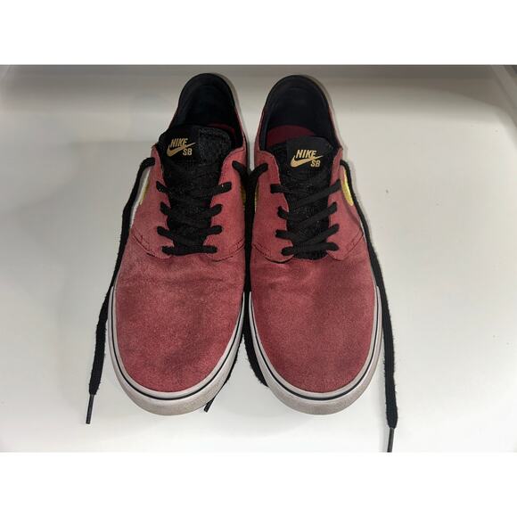 Nike SB Zoom Stefan Janoski Size 10.5 Red Suede Gold Swoosh Skate Shoes - Picture 1 of 7